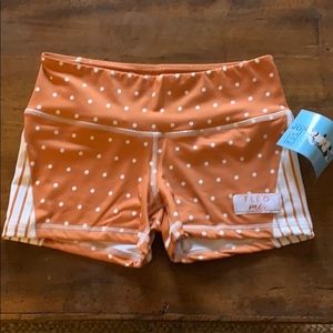 Fleo Papaya Coast X Mae Cargo Small